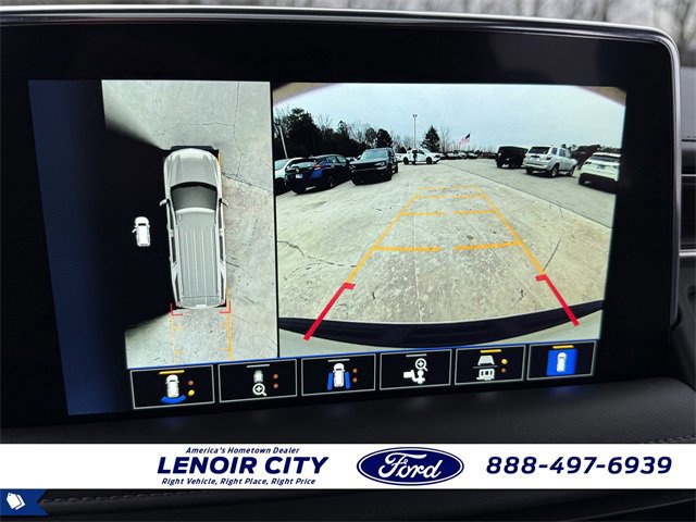 Used 2023 Chevrolet Suburban High Country image 27