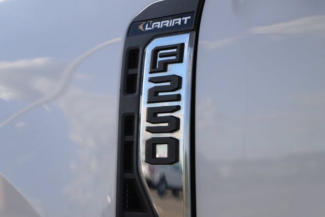 Certified 2024 Ford F250 Lariat w/ Lariat Ultimate Package AWD/4WD image 3