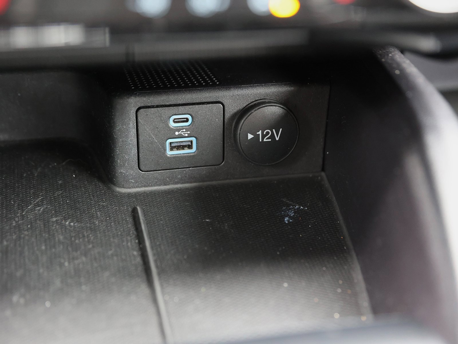 Certified 2022 Ford Escape SEL w/ SEL Stealth AWD Package image 29