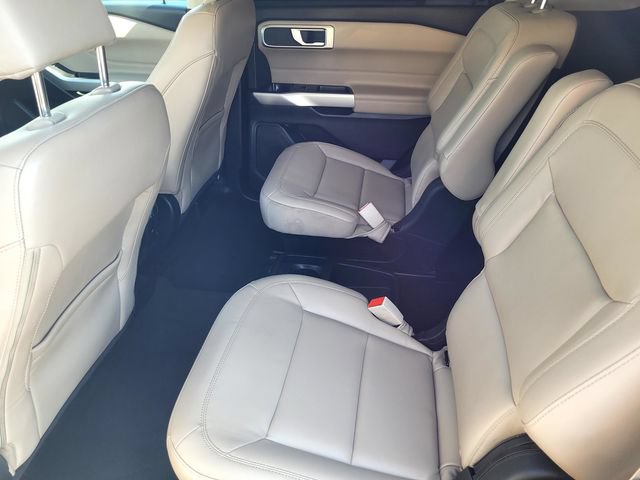 Certified 2021 Ford Explorer XLT w/ Equipment Group 202A RWD image 13