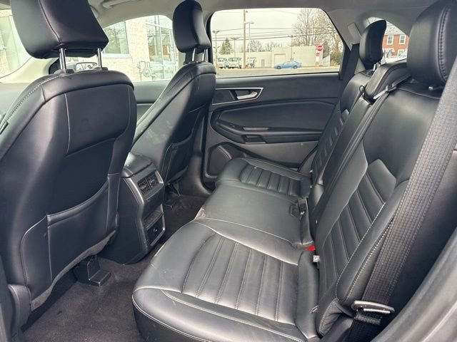 Certified 2024 Ford Edge SEL image 6