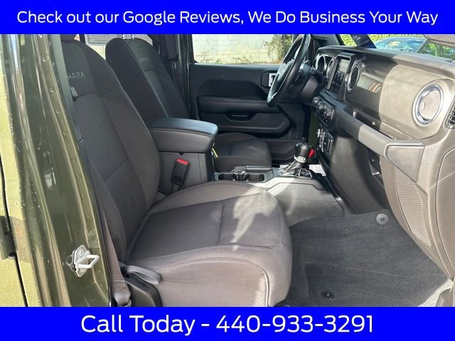 Used 2023 Jeep Wrangler Sahara w/ Cold Weather Group image 28