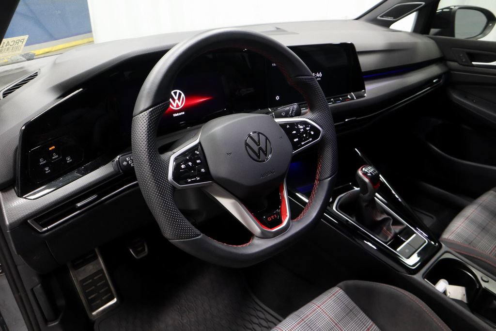 Used 2024 Volkswagen GTI SE FWD image 25