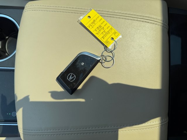Used 2022 Acura MDX SH-AWD w/ Advance Package image 17