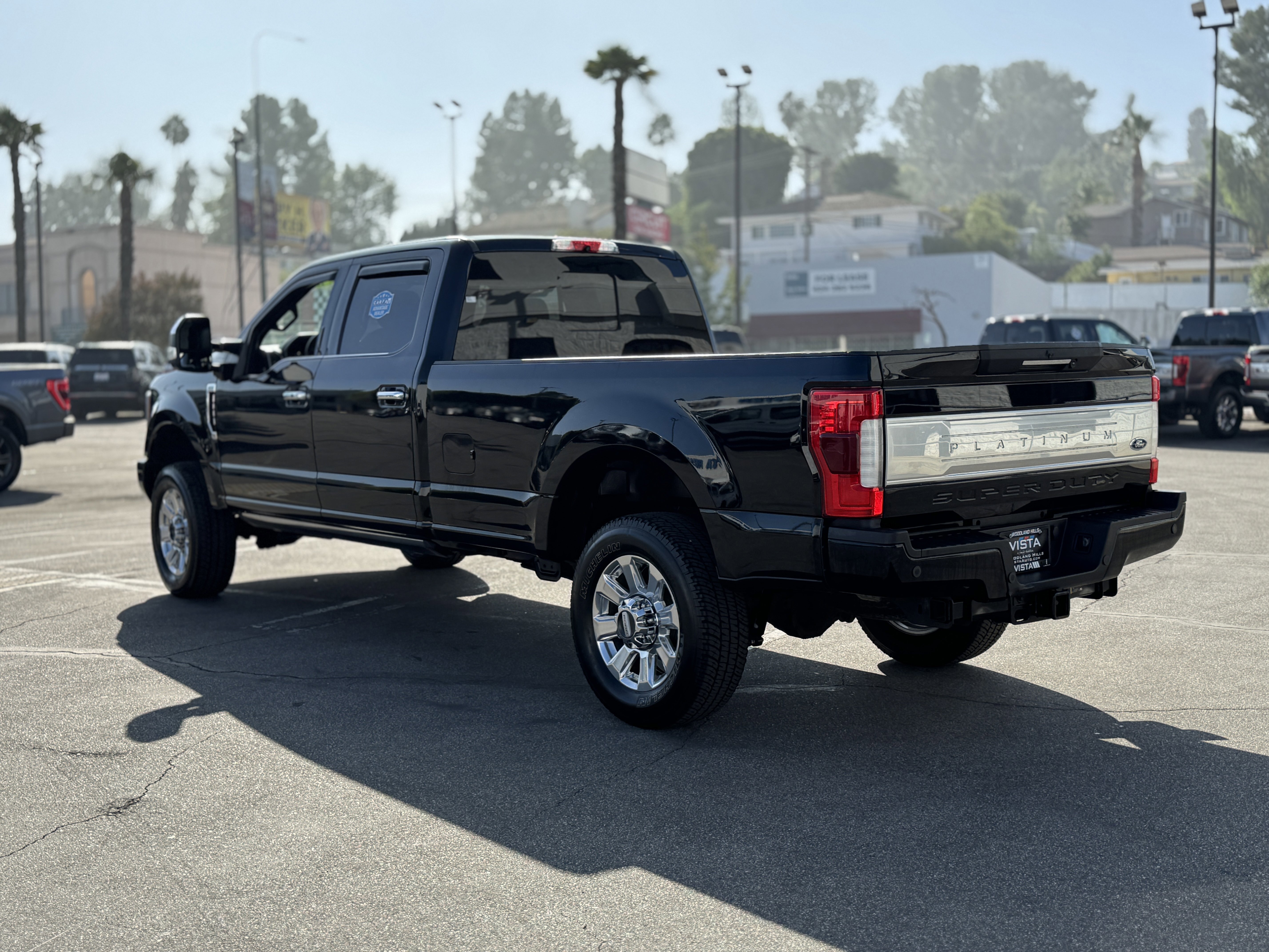Certified 2018 Ford F350 Platinum w/ Platinum Ultimate Package image 3