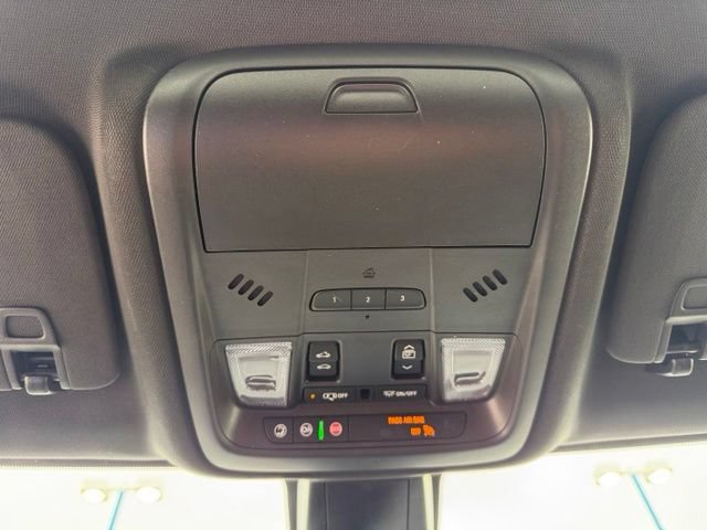 Used 2023 Chevrolet Blazer RS w/ Driver Confidence II Package AWD/4WD image 36