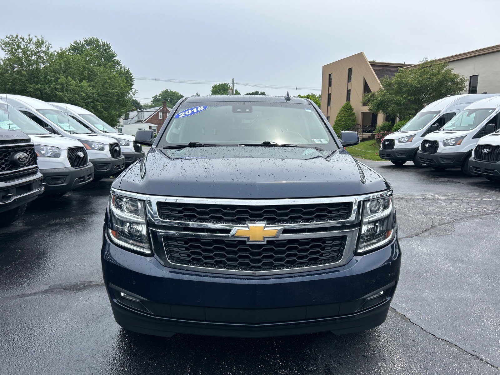 Used 2018 Chevrolet Tahoe LT AWD/4WD image 2