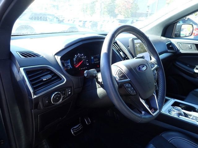 Certified 2024 Ford Edge ST image 15