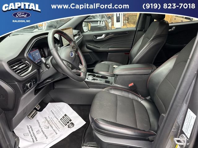 Certified 2024 Ford Escape ST-Line w/ Tech Pack #1 image 17