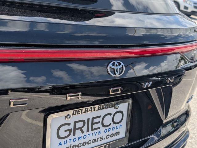 Used 2025 Toyota Crown Signia XLE image 10