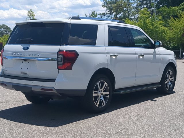 Certified 2022 Ford Expedition Limited RWD image 4