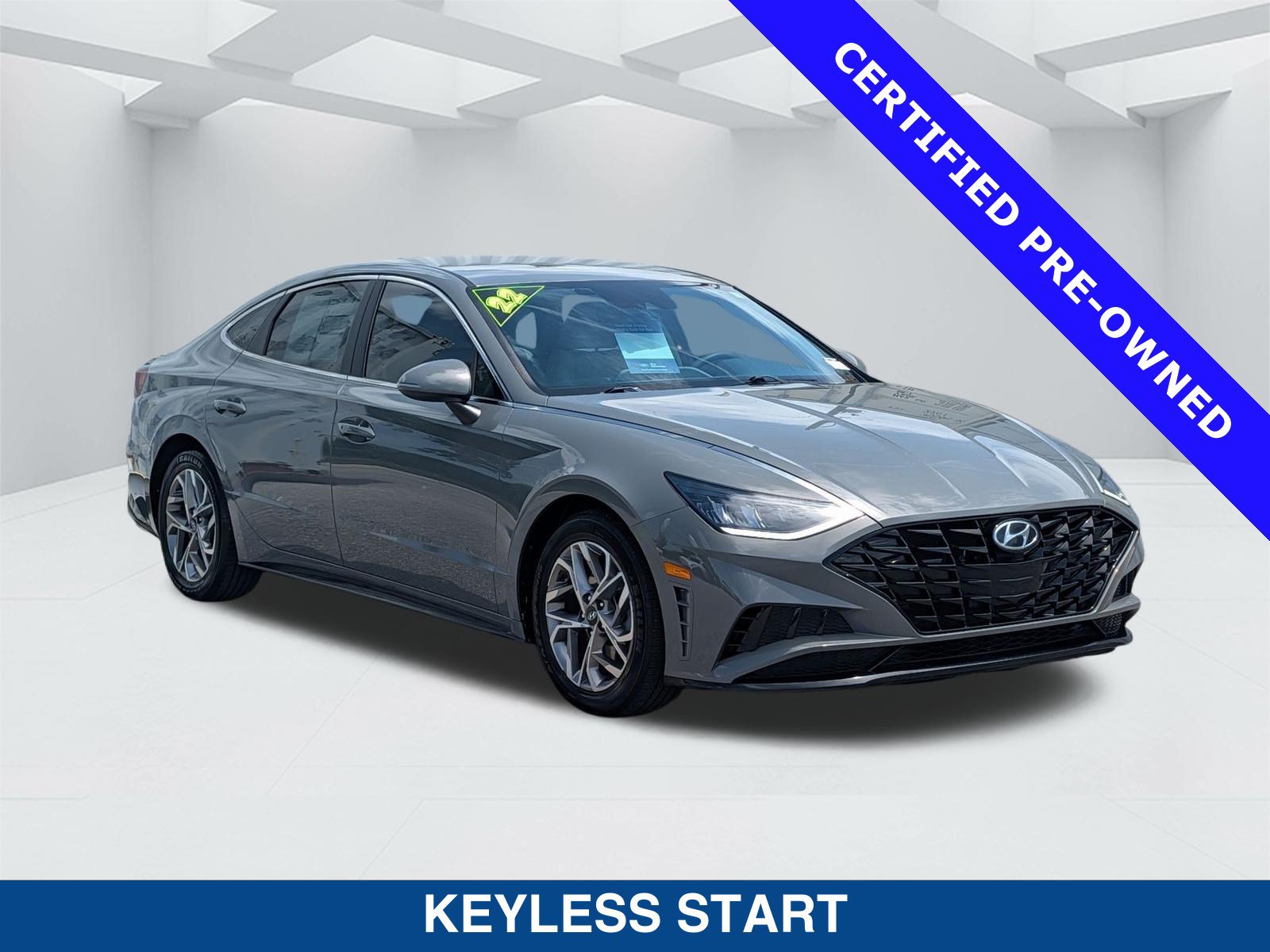 Used 2022 Hyundai Sonata SEL w/ Preferred Accessory Package FWD video 3