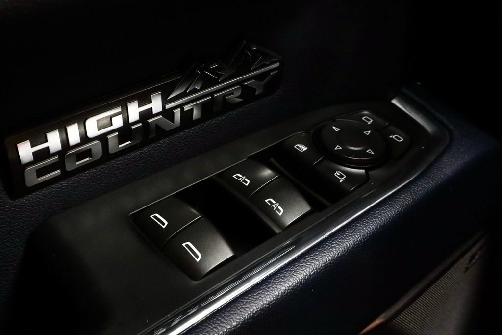 Used 2023 Chevrolet Silverado 1500 High Country w/ Technology Package AWD/4WD image 25