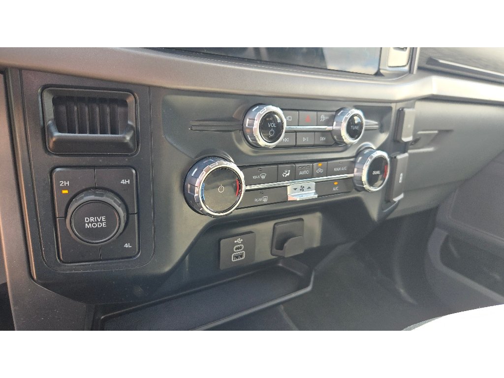Certified 2025 Ford F150 XLT w/ Equipment Group 301A Standard AWD/4WD image 29