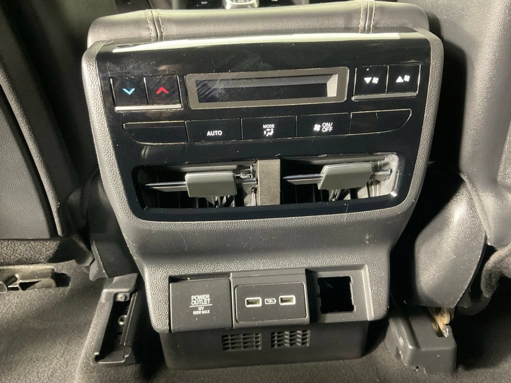 Used 2022 Acura MDX FWD w/ Technology Package image 18
