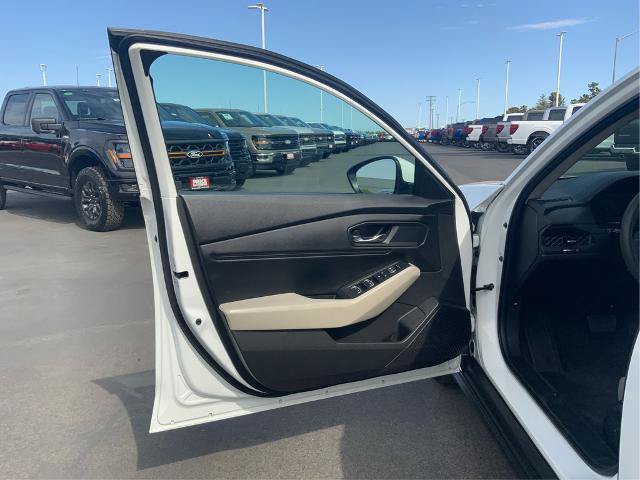 Used 2023 Honda Accord EX image 20