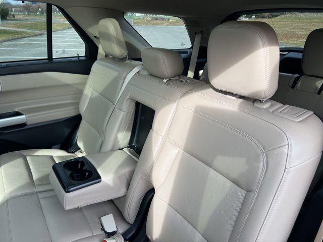 Certified 2021 Ford Explorer Limited w/ Equipment Group 301A image 25