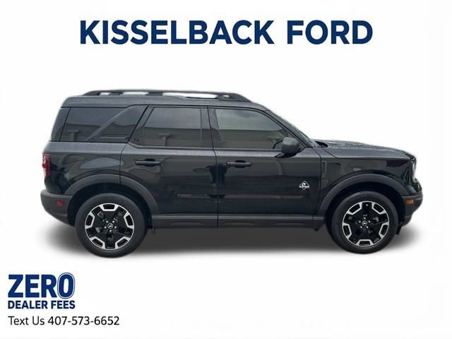 Certified 2023 Ford Bronco Sport Outer Banks w/ Tech Package AWD/4WD image 3