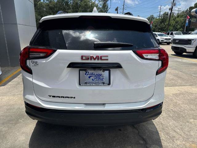 Used 2024 GMC Terrain SLE w/ Driver Convenience Package FWD image 6