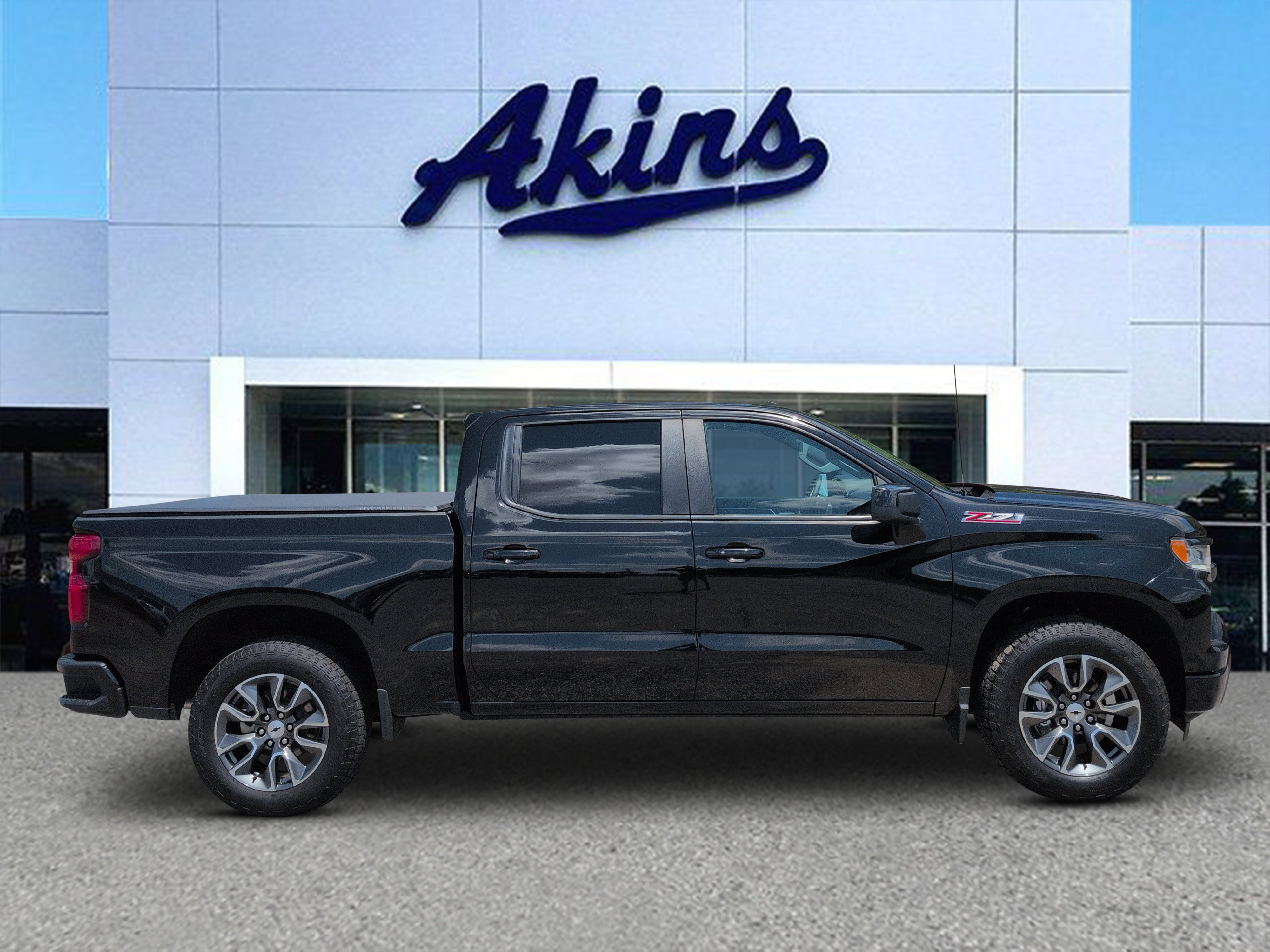 Used 2023 Chevrolet Silverado 1500 RST