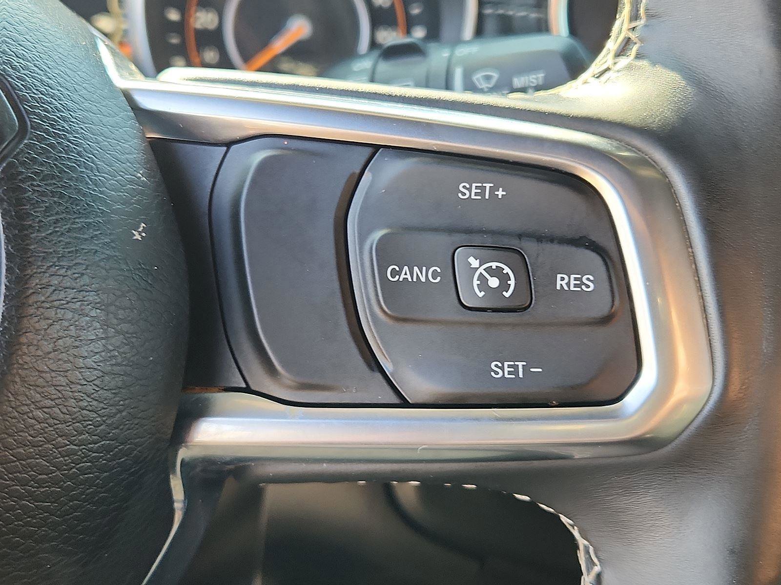 Used 2018 Jeep Wrangler Unlimited Sahara image 23