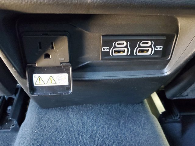 Used 2023 Jeep Grand Cherokee Altitude image 18