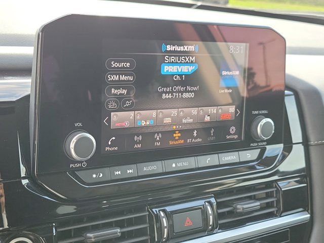 Used 2023 Nissan Pathfinder SV image 27