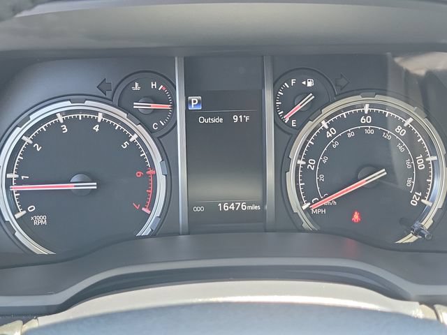 Used 2024 Toyota 4Runner TRD Off-Road Premium w/ Off Road Premium Plus Package AWD/4WD image 10