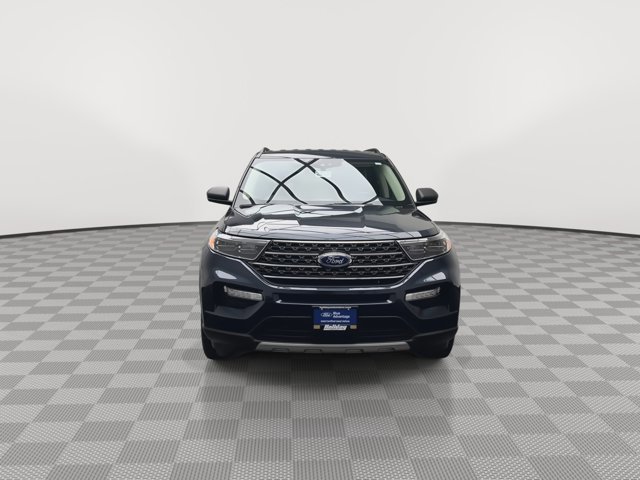Certified 2022 Ford Explorer XLT w/ Equipment Group 202A AWD/4WD image 37