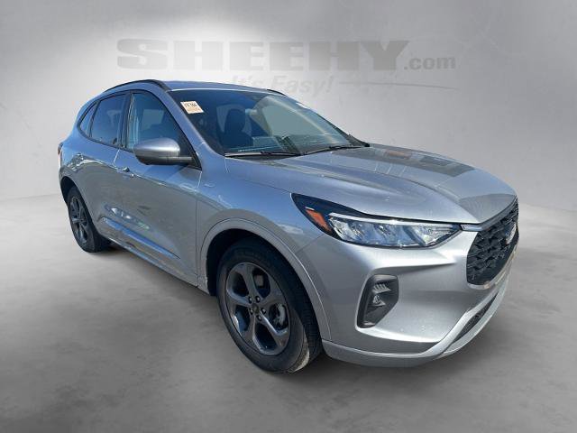 Certified 2023 Ford Escape ST-Line Select w/ Tech Pack #2 image 2