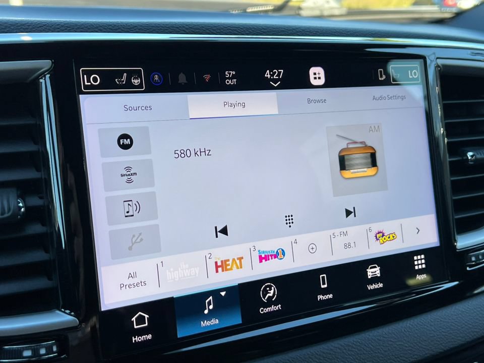 Used 2026 Chrysler Pacifica Select FWD image 22