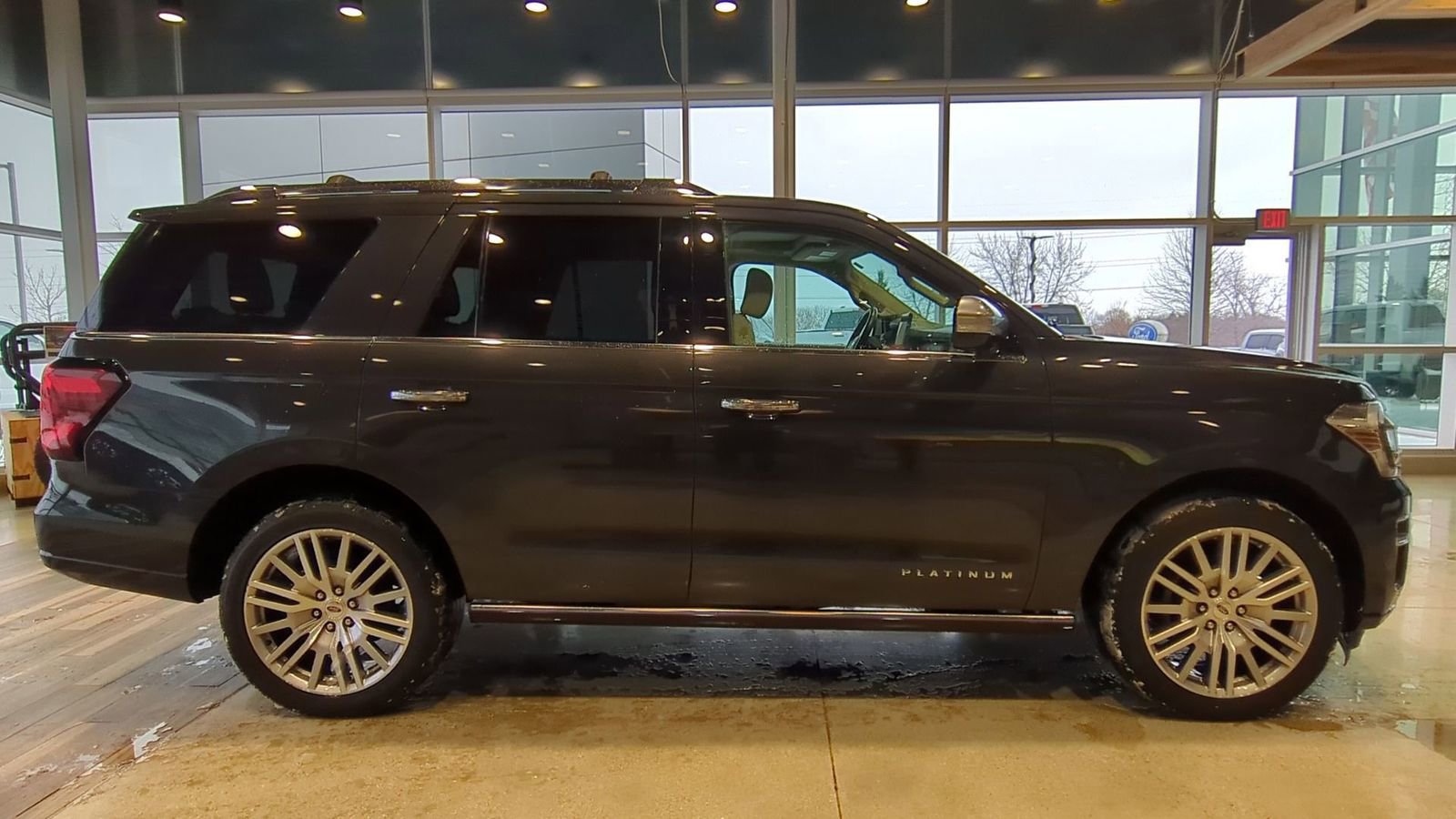 Certified 2023 Ford Expedition Platinum image 8