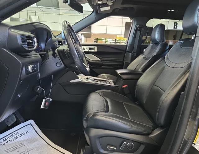 Certified 2020 Ford Explorer ST w/ Premium Technology Package image 9