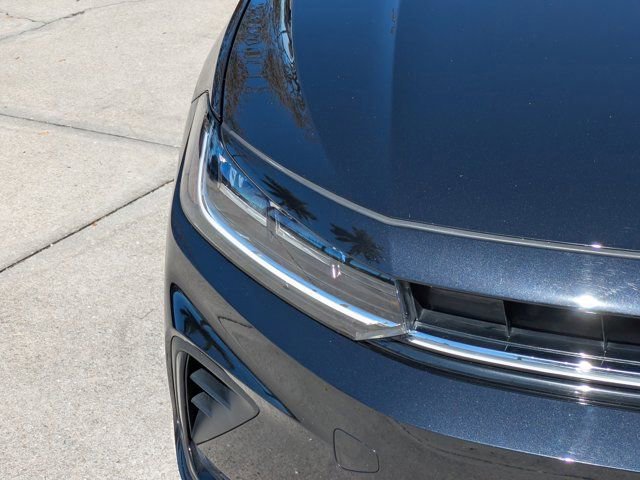 Used 2025 Volkswagen Jetta Sport image 9