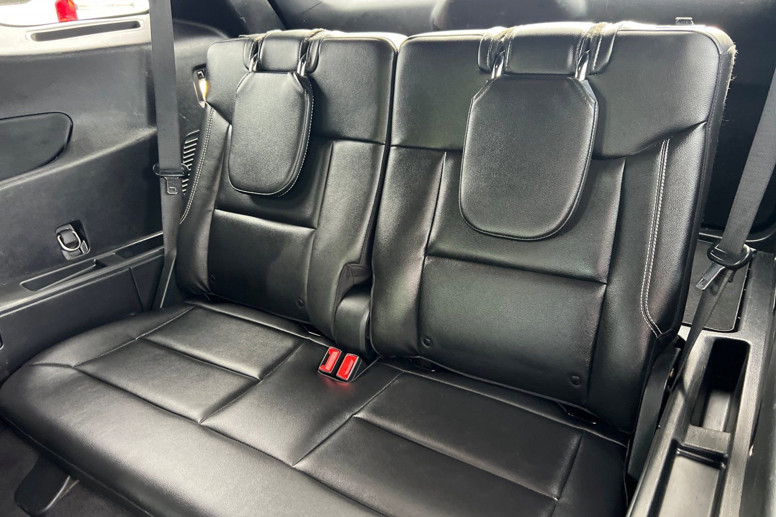 Certified 2022 Ford Explorer ST w/ Equipment Group 401A image 16