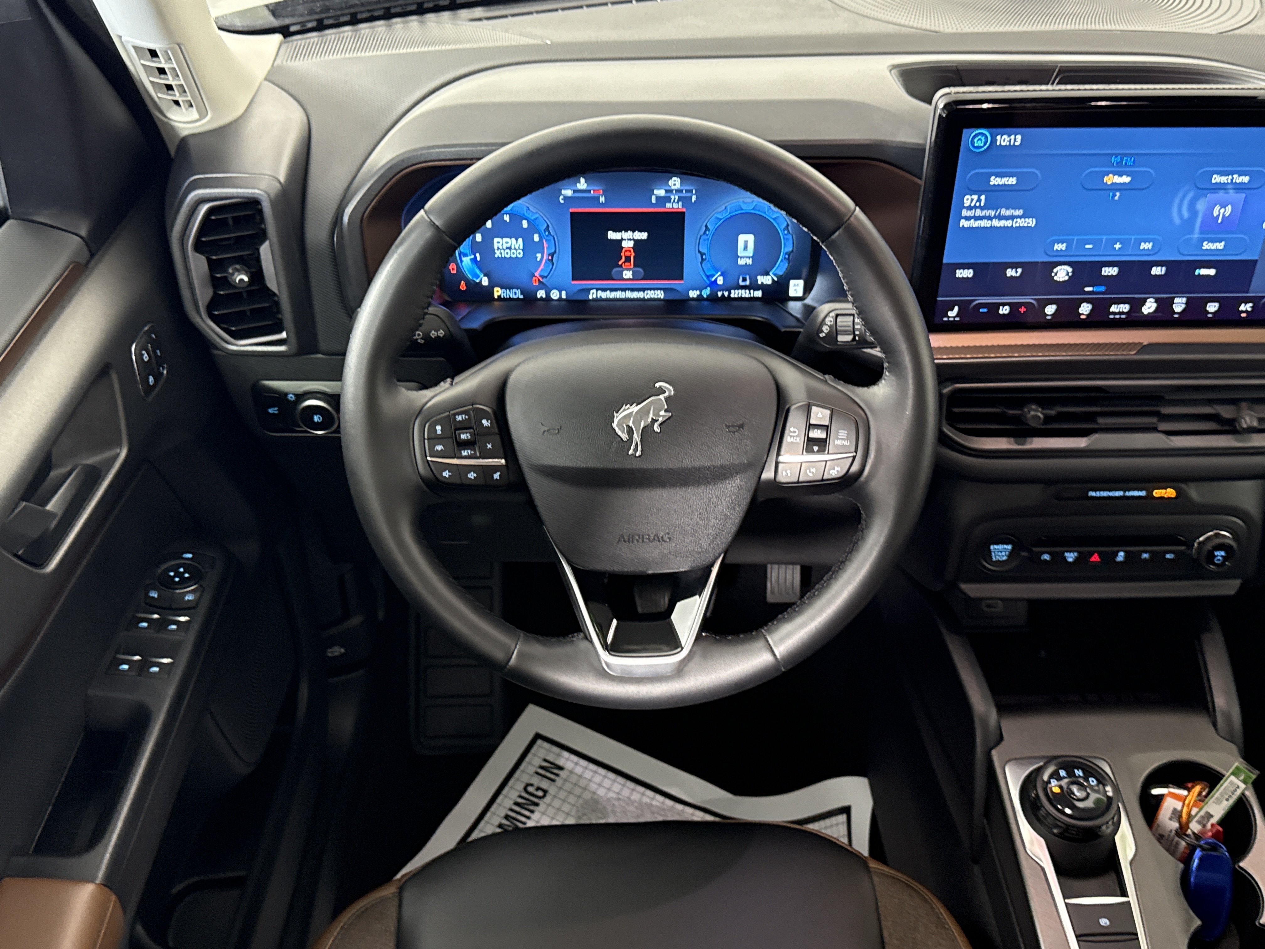 Certified 2025 Ford Bronco Sport Outer Banks w/ Outer Banks Tech Package+ AWD/4WD image 10