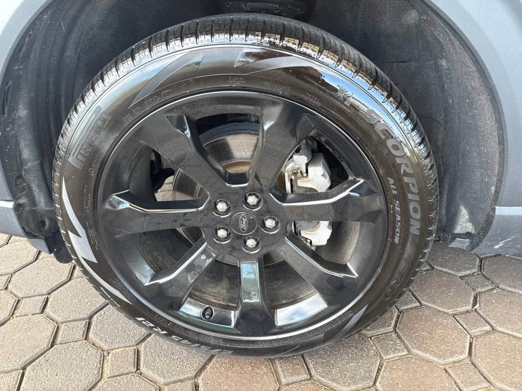 Certified 2024 Ford Explorer ST-Line w/ Class IV Trailer Tow Package AWD/4WD image 13