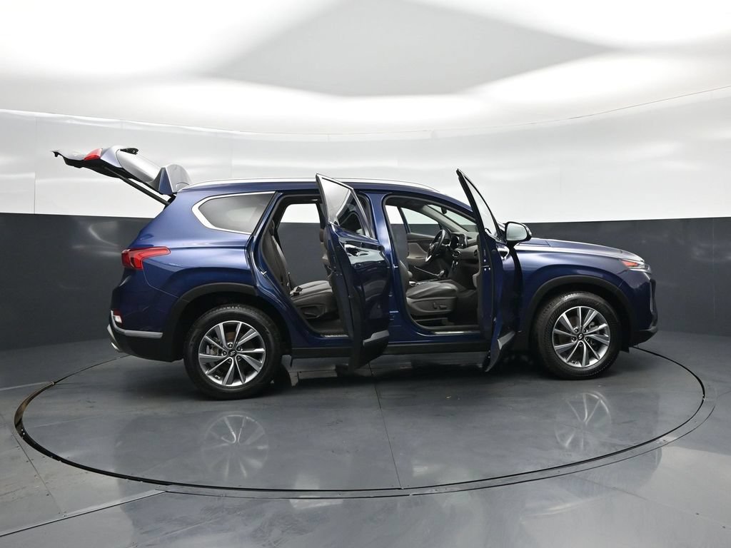 Used 2019 Hyundai Santa Fe AWD image 5