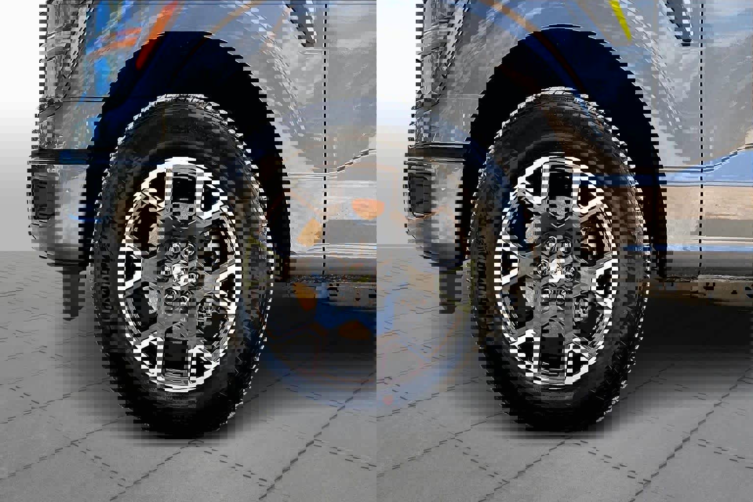 Certified 2025 Ford F150 STX w/ Equipment Group 200A image 15