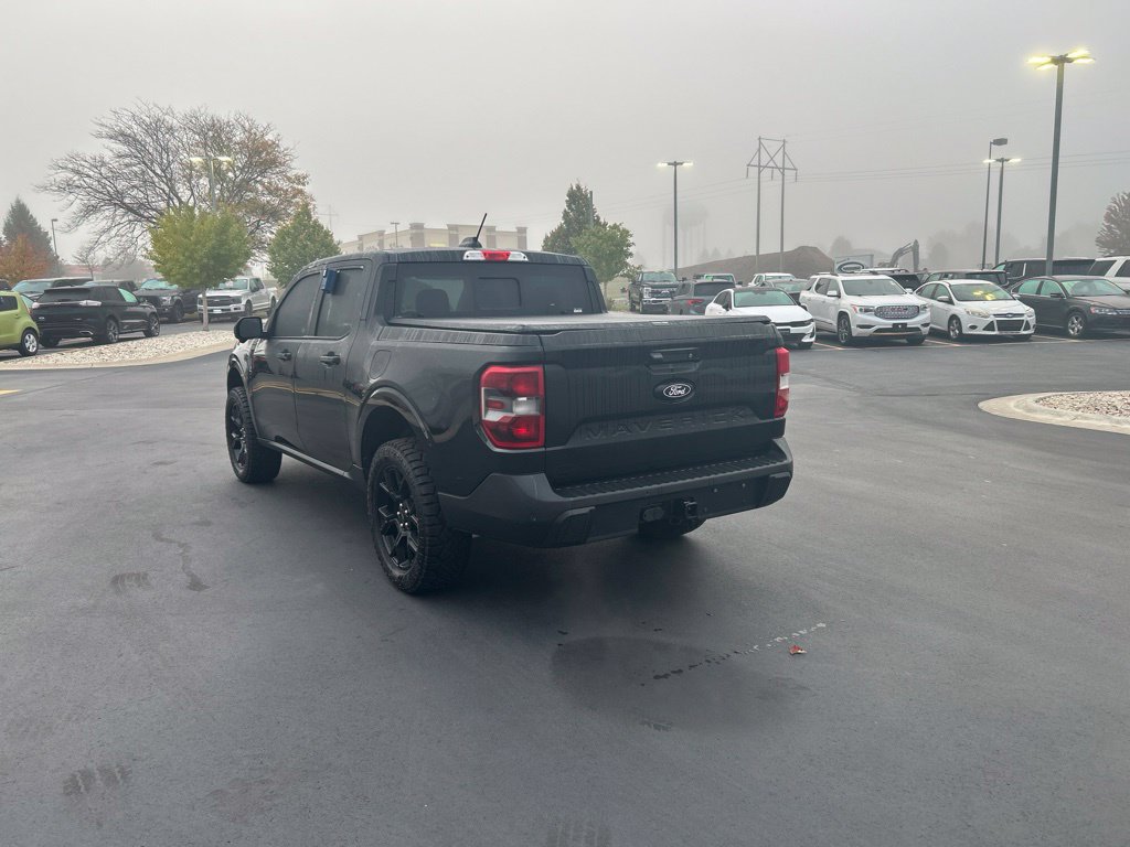 Certified 2025 Ford Maverick Lariat w/ Black Appearance Package AWD/4WD image 8