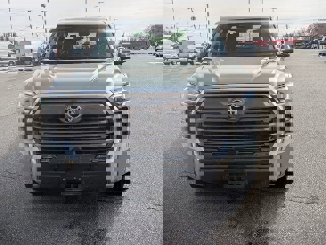 Used 2024 Toyota Tundra Limited image 9