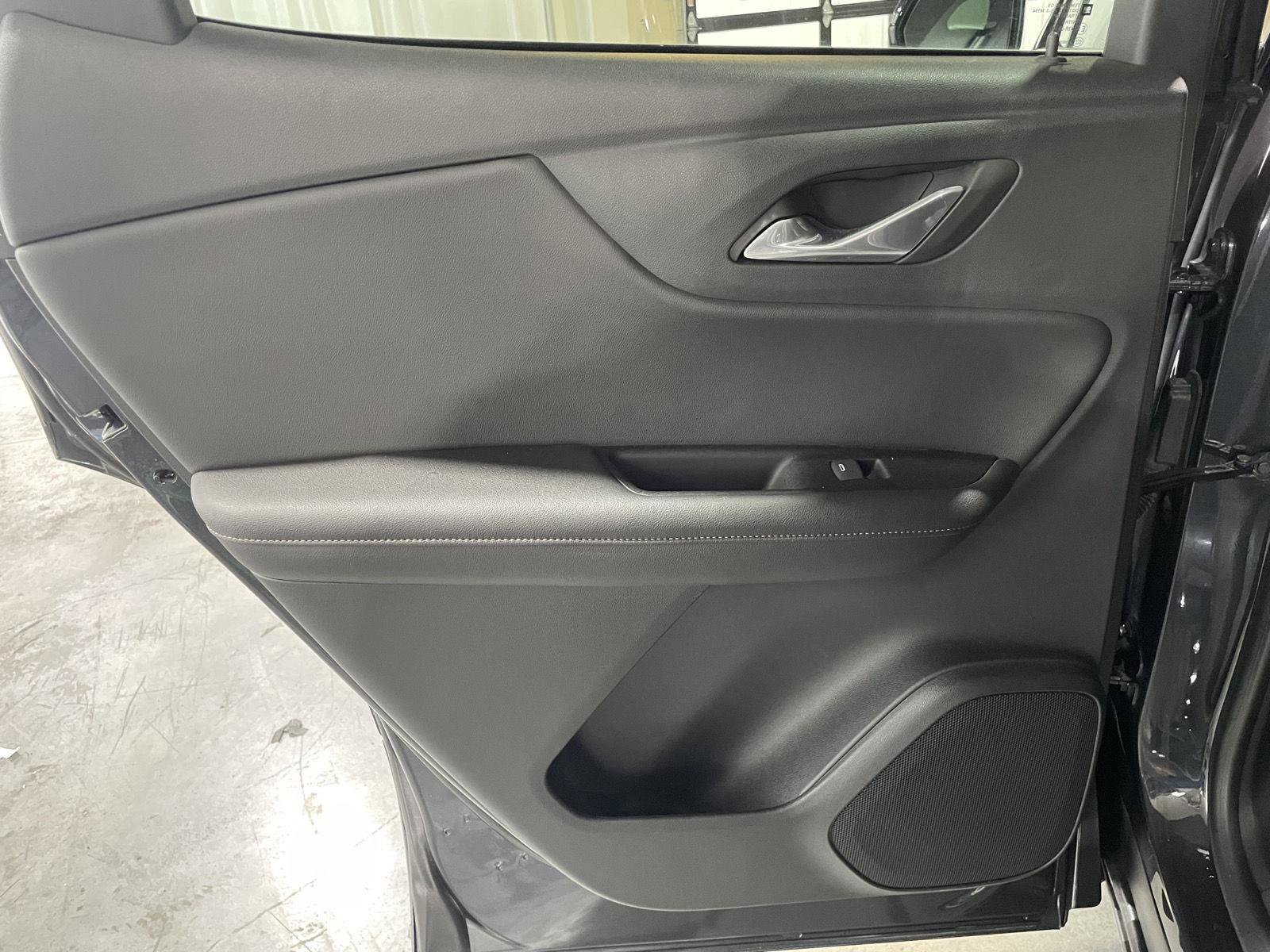 Used 2022 Chevrolet Blazer Premier AWD/4WD image 21