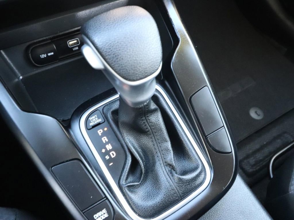 Used 2025 Kia Soul LX w/ LX Technology Package image 21