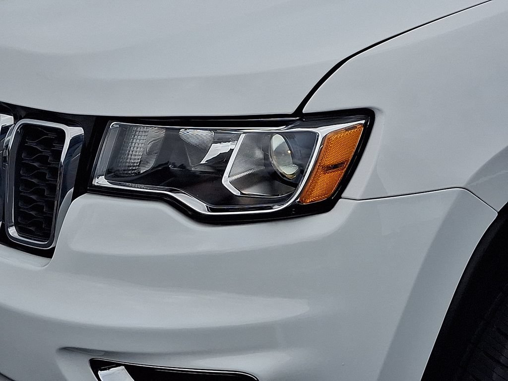 Used 2022 Jeep Grand Cherokee Limited AWD/4WD image 9