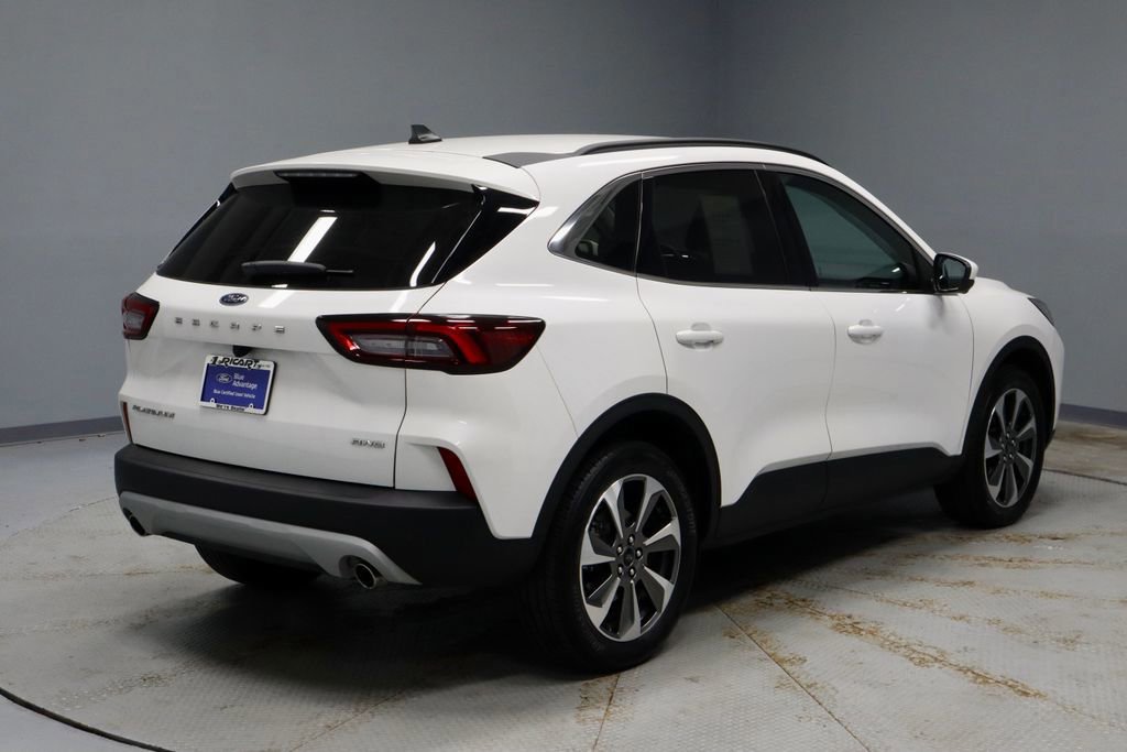 Certified 2023 Ford Escape Platinum AWD/4WD image 5