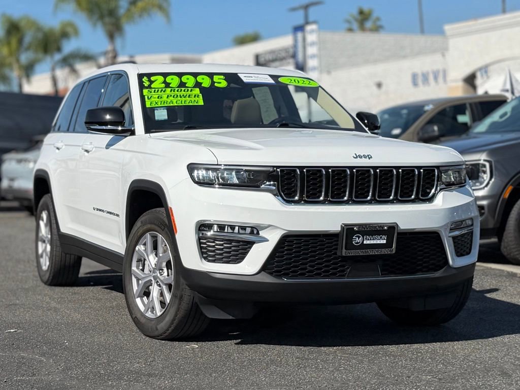 Used 2022 Jeep Grand Cherokee Limited image 2