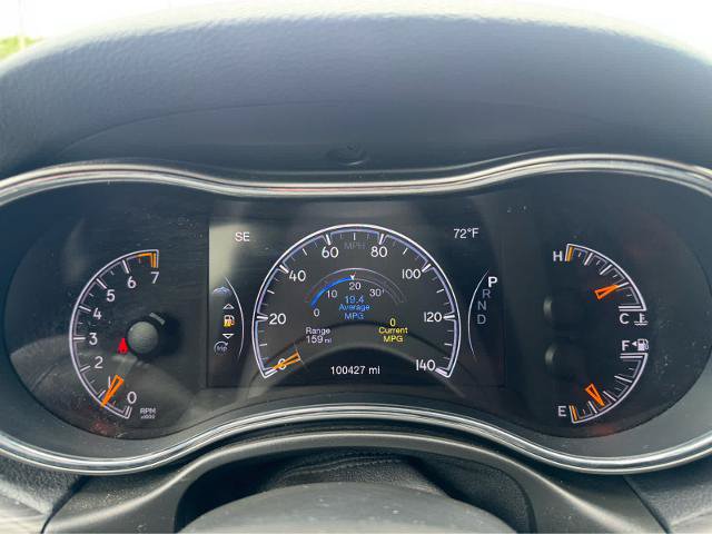 Used 2021 Jeep Grand Cherokee Laredo AWD/4WD image 18
