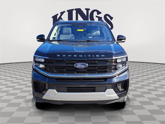 Certified 2025 Ford Expedition Platinum w/ Driver's Package image 8