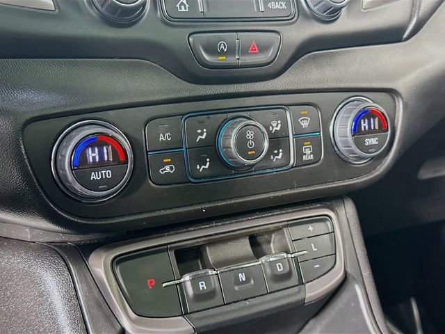 Used 2024 GMC Terrain AT4 image 15