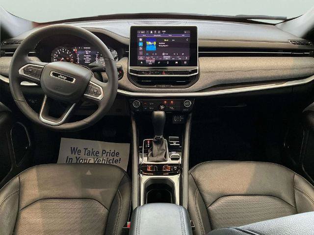 Used 2023 Jeep Compass Latitude w/ Sun and Sound Group AWD/4WD image 27
